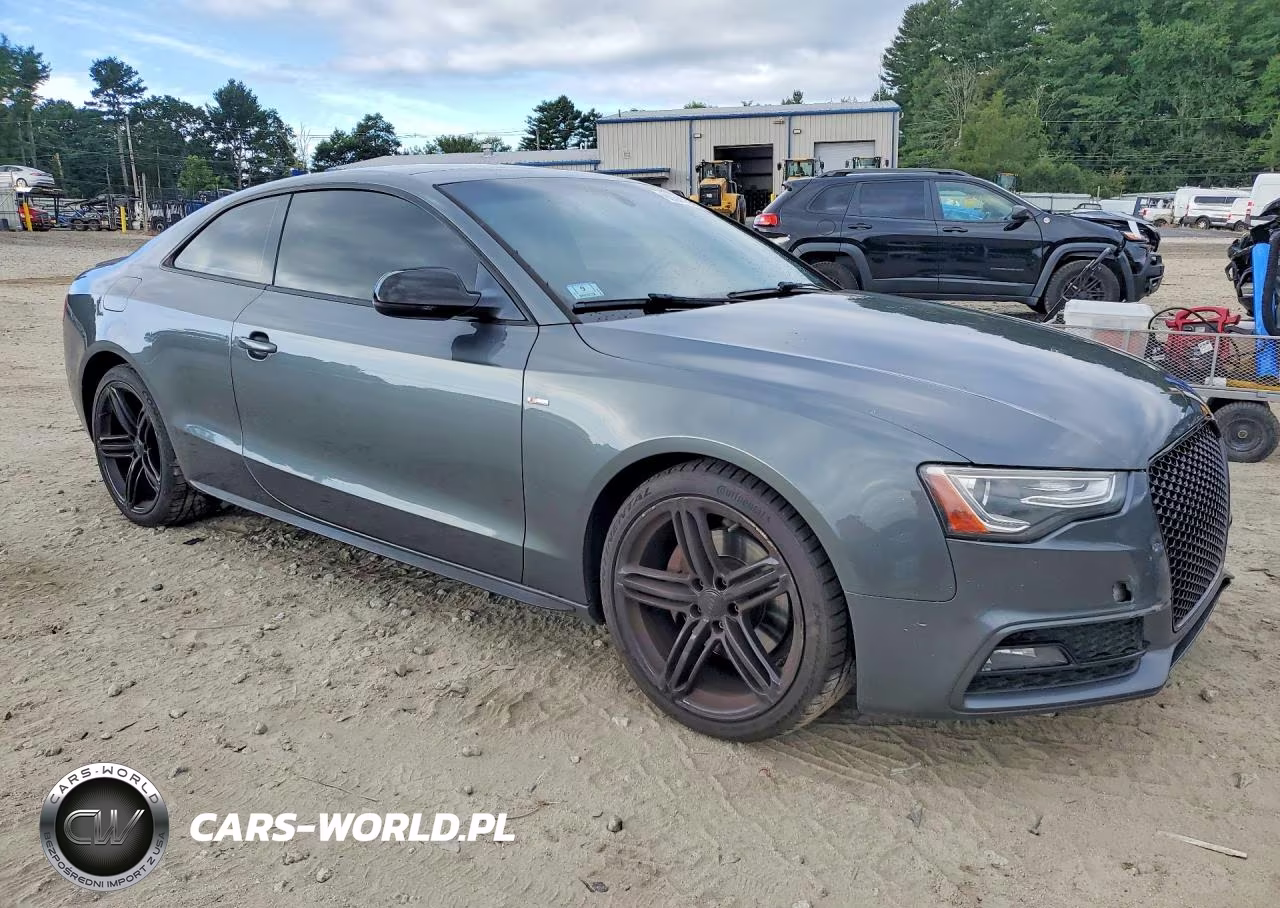2013 Audi A5 Premium VIN:WAUMFAFR9DA072033 - 4