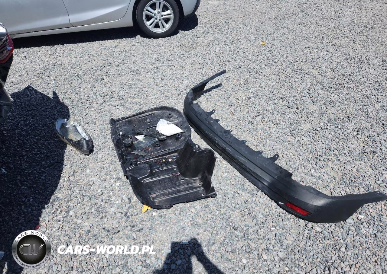 2025 Toyota Camry Le VIN:4T1DAACK9SU599117 - 12