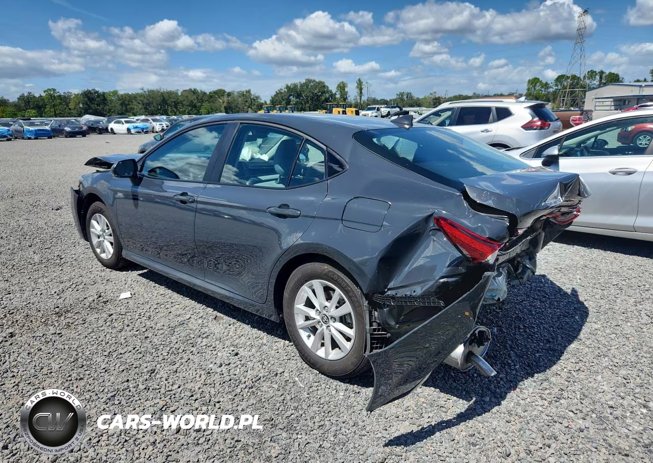 2025 Toyota Camry Le VIN:4T1DAACK9SU599117 - 2