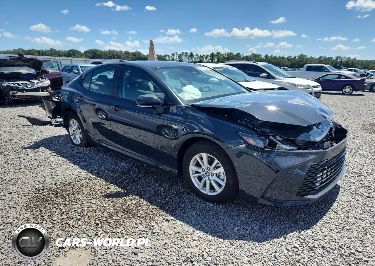 2025 Toyota Camry Le VIN:4T1DAACK9SU599117 - 4