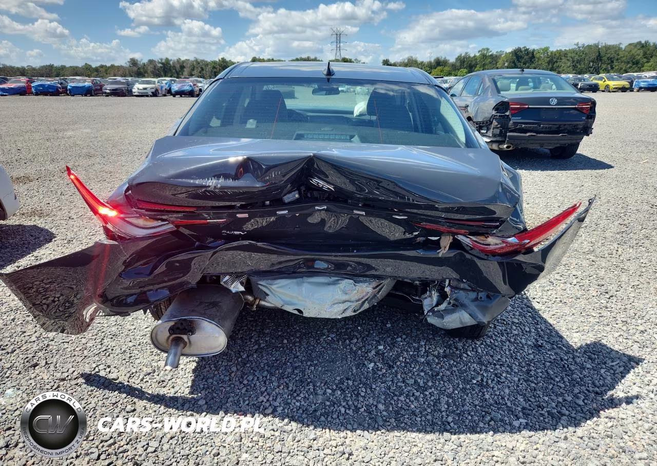 2025 Toyota Camry Le VIN:4T1DAACK9SU599117 - 6