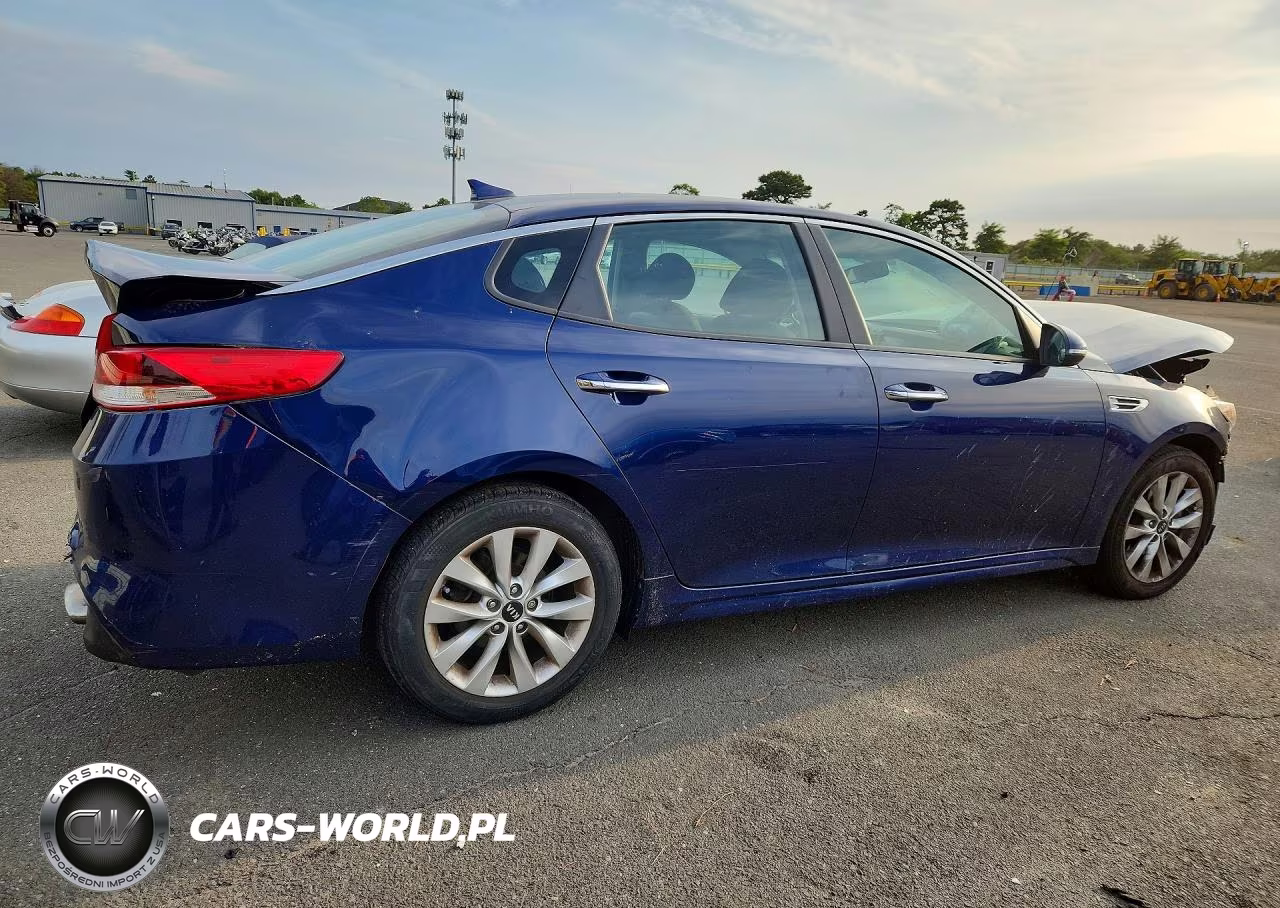 2018 Kia Optima Lx VIN:5XXGT4L37JG264643 - 3