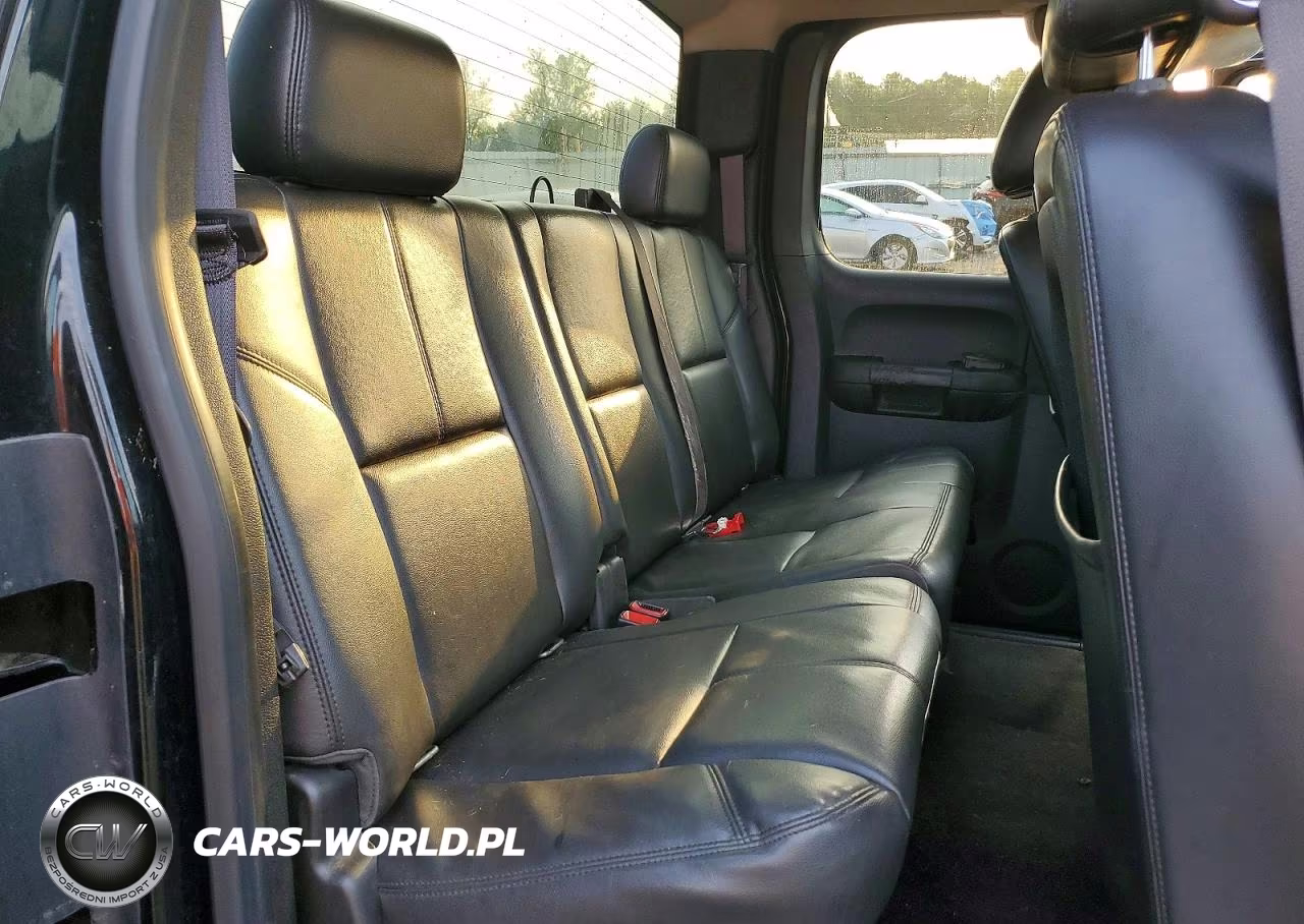 2012 Chevrolet Silverado VIN:1GCRKSE22CZ354805 - 10