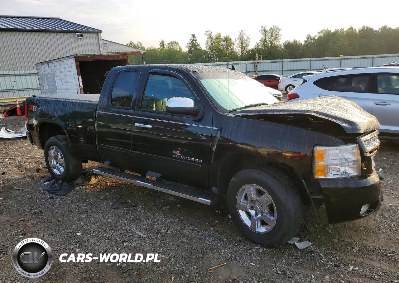 2012 Chevrolet Silverado VIN:1GCRKSE22CZ354805 - 4