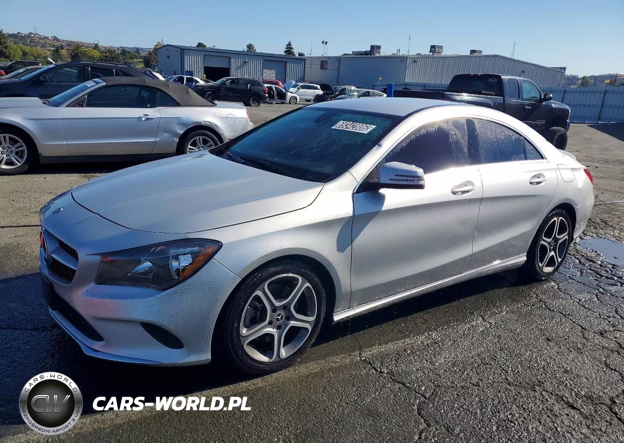 2018 Mercedes-Benz Cla 250 VIN:WDDSJ4EB9JN587736 - 1