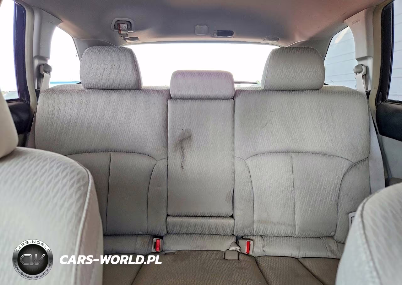 2010 Subaru Outback 2.5I Premium VIN:4S4BRCFC8A3336976 - 10