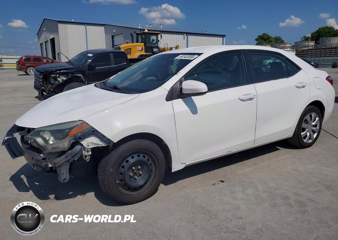 2015 Toyota Corolla Le VIN:5YFBURHE0FP306566 - 1
