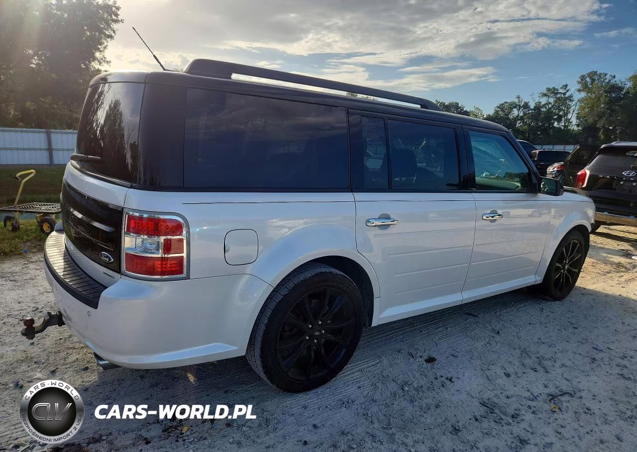 2017 Ford Flex Limited VIN:2FMHK6DT5HBA09853 - 3