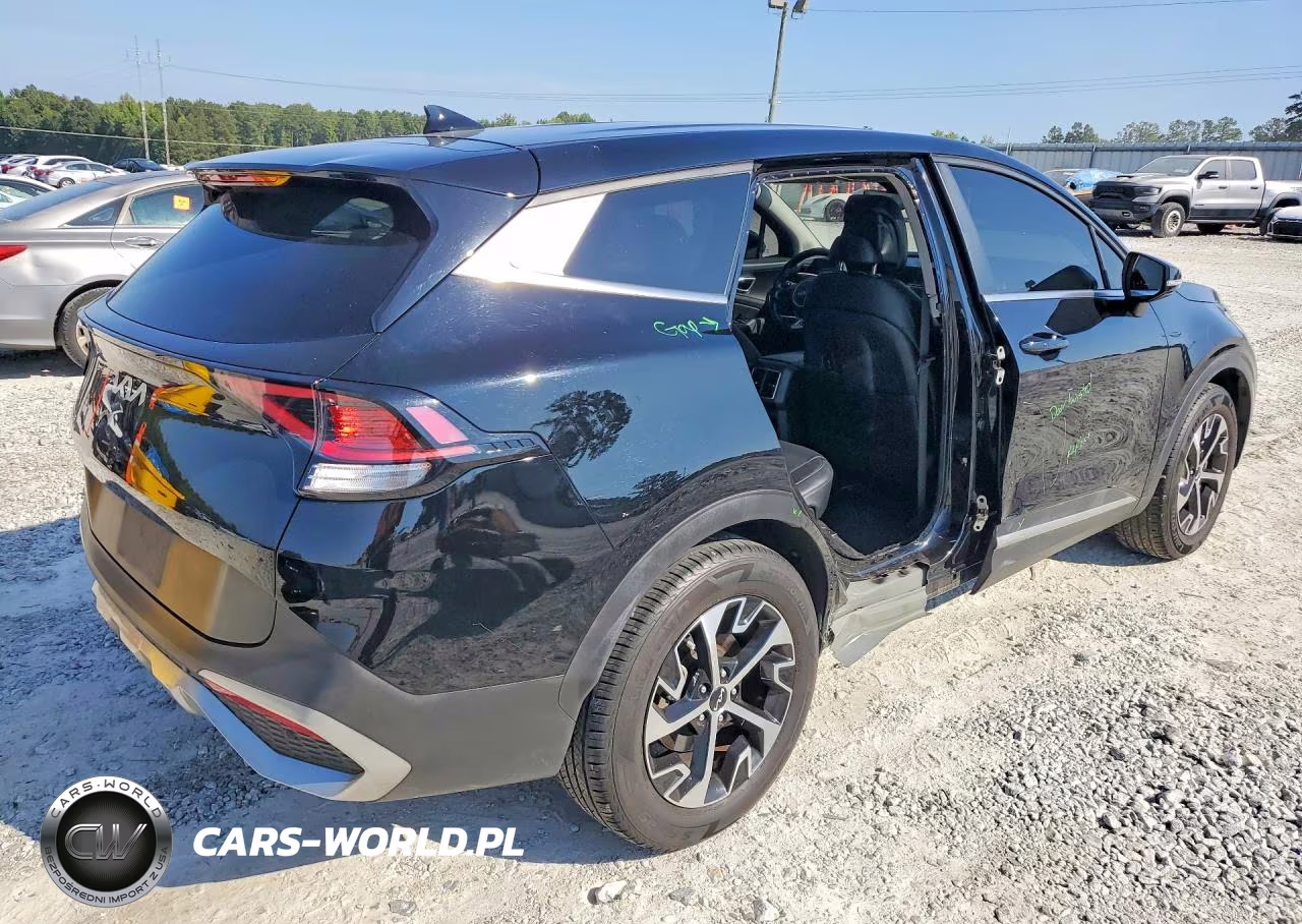 2023 Kia Sportage Ex VIN:5XYK33AF6PG025767 - 3