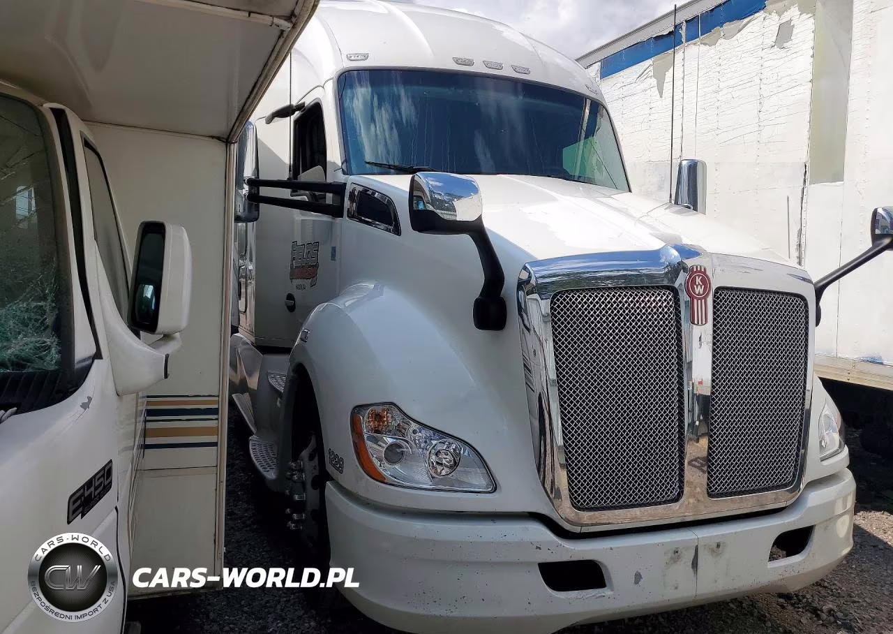 2020 Kenworth Construction T680 VIN:1XKYDP9X8LJ311095 - 4