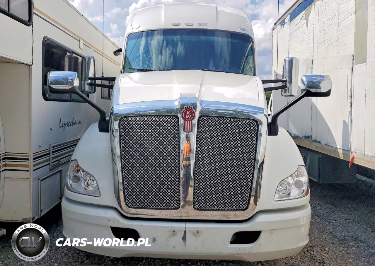 2020 Kenworth Construction T680 VIN:1XKYDP9X8LJ311095 - 5