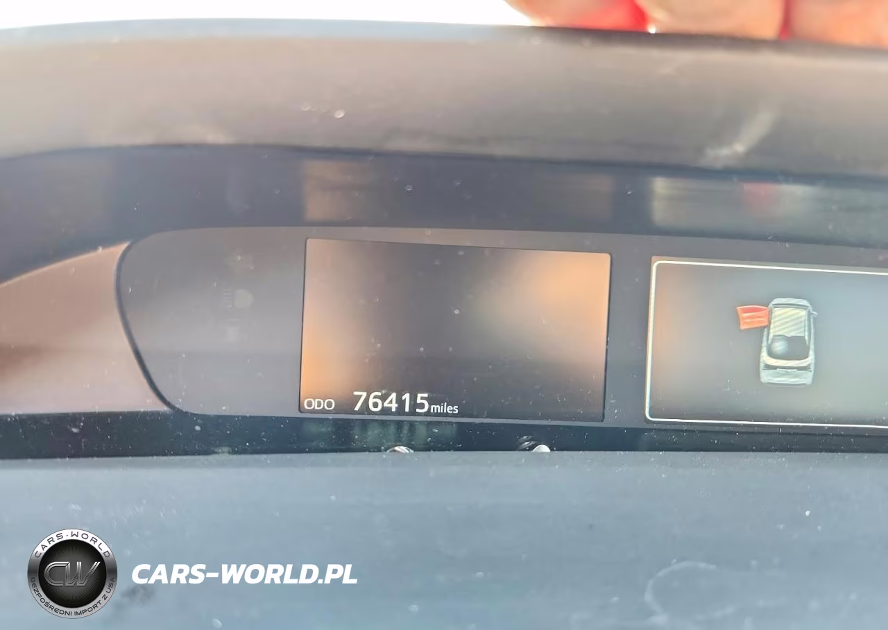 2020 Toyota Prius Le Awd-E VIN:JTDL9RFU2L3017869 - 9