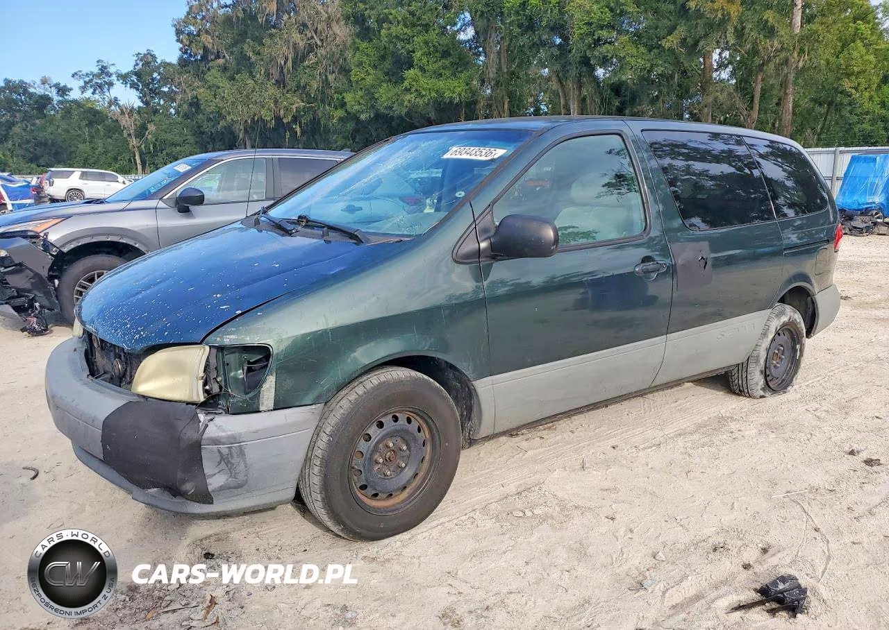 2001 Toyota Sienna Le