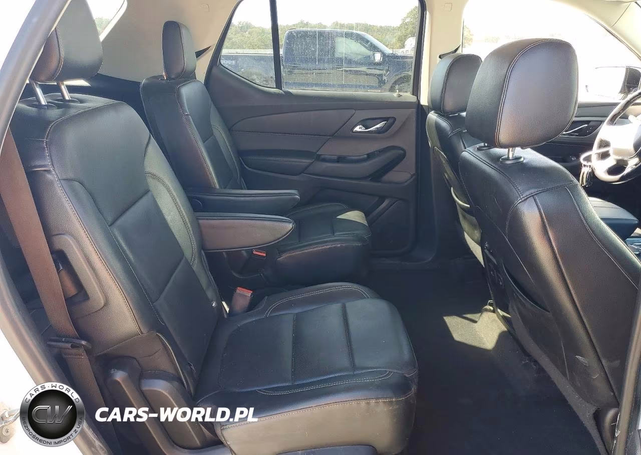 2018 Chevrolet Traverse Premier VIN:1GNERKKW7JJ282553 - 11