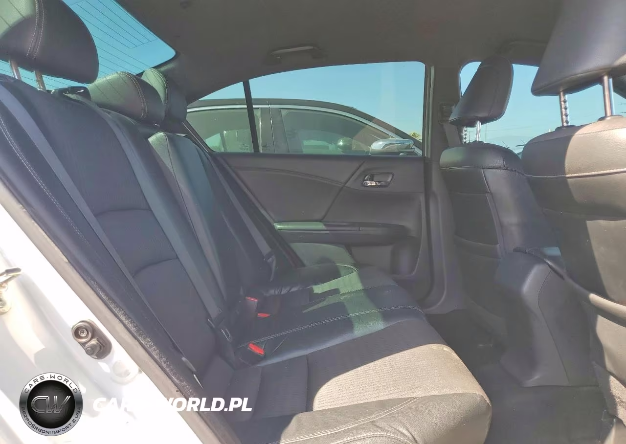 2016 Honda Accord Sport VIN:1HGCR2F56GA160374 - 10
