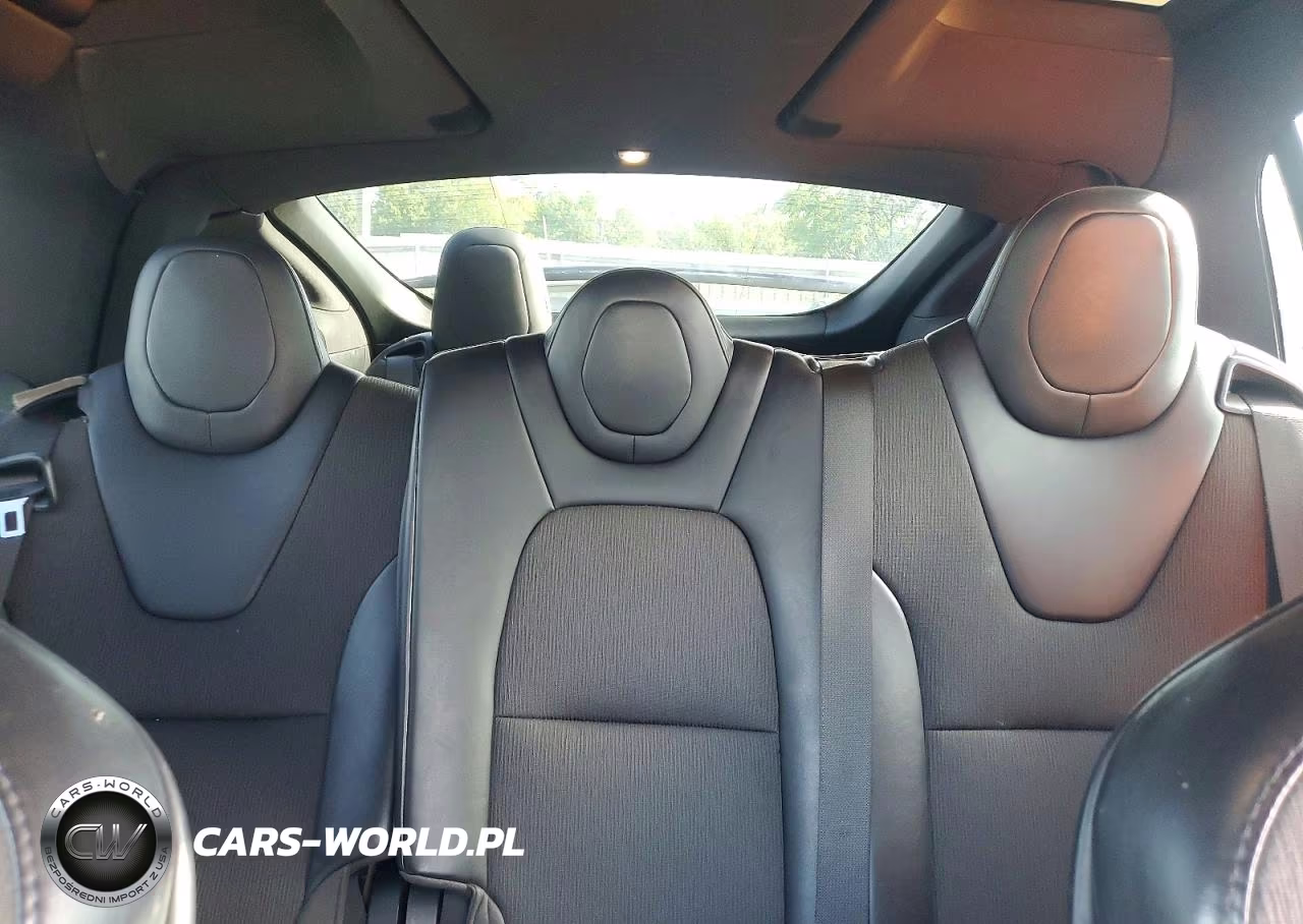 2018 Tesla Model X VIN:5YJXCAE22JF138308 - 10