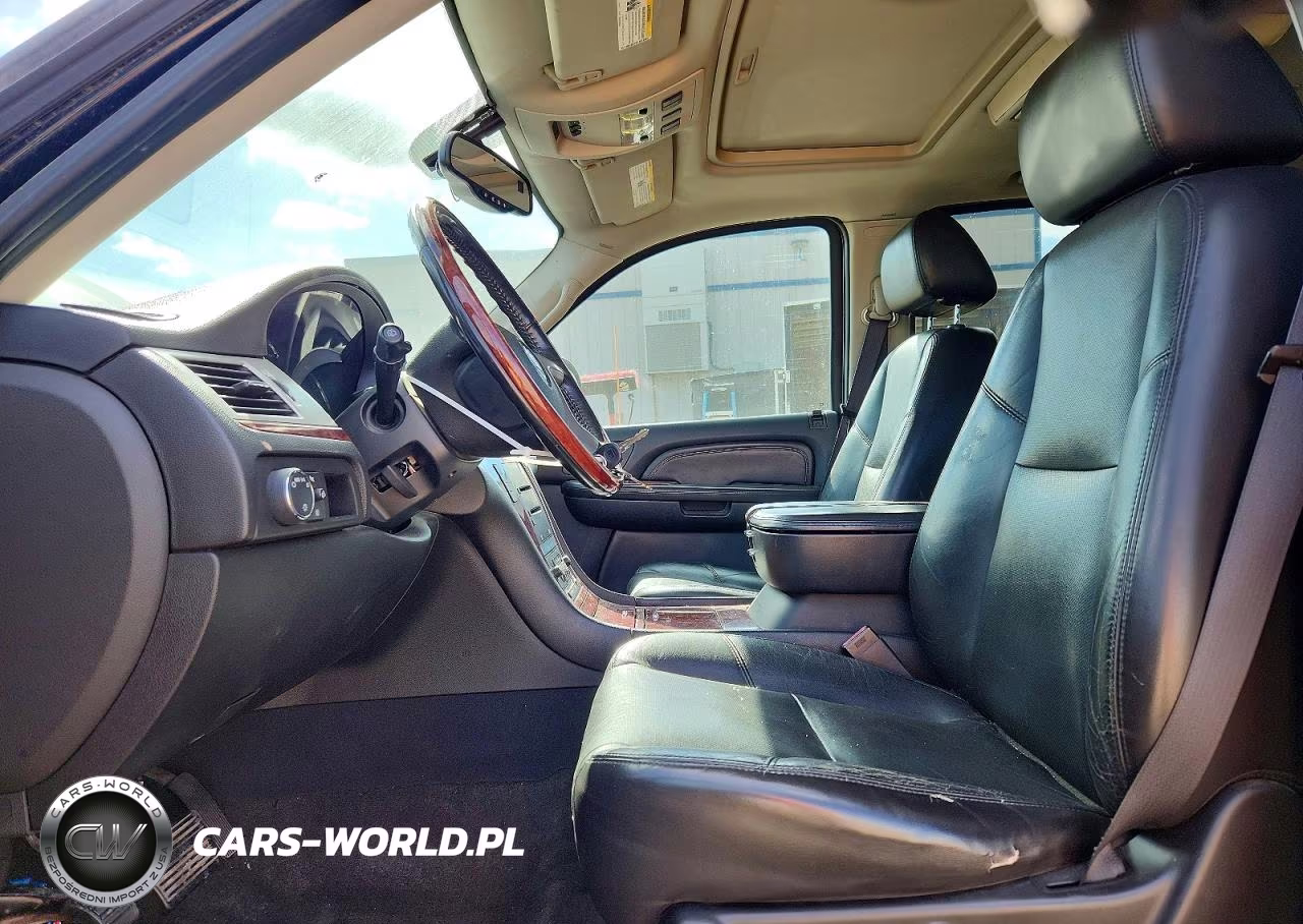 2007 Cadillac Escalade Esv VIN:1GYFK66867R267728 - 7