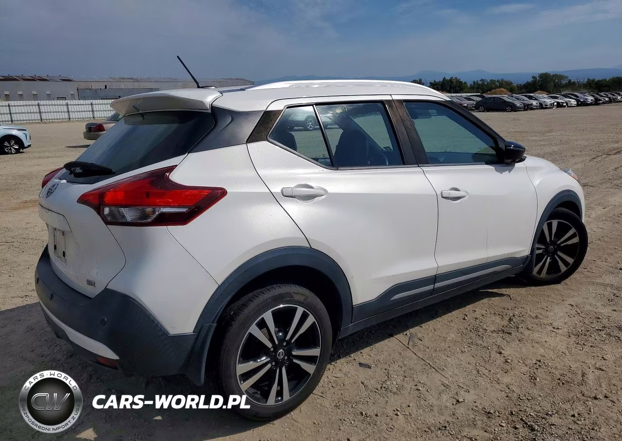 2020 Nissan Kicks Sr VIN:3N1CP5DV7LL521397 - 3