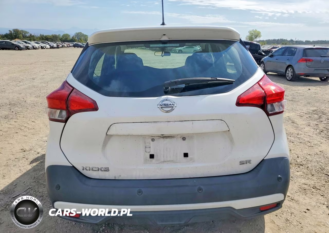 2020 Nissan Kicks Sr VIN:3N1CP5DV7LL521397 - 6
