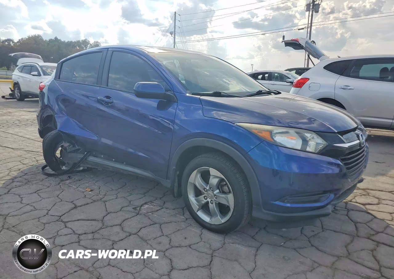 2017 Honda Hr-V Lx VIN:3CZRU6H39HG703885 - 4