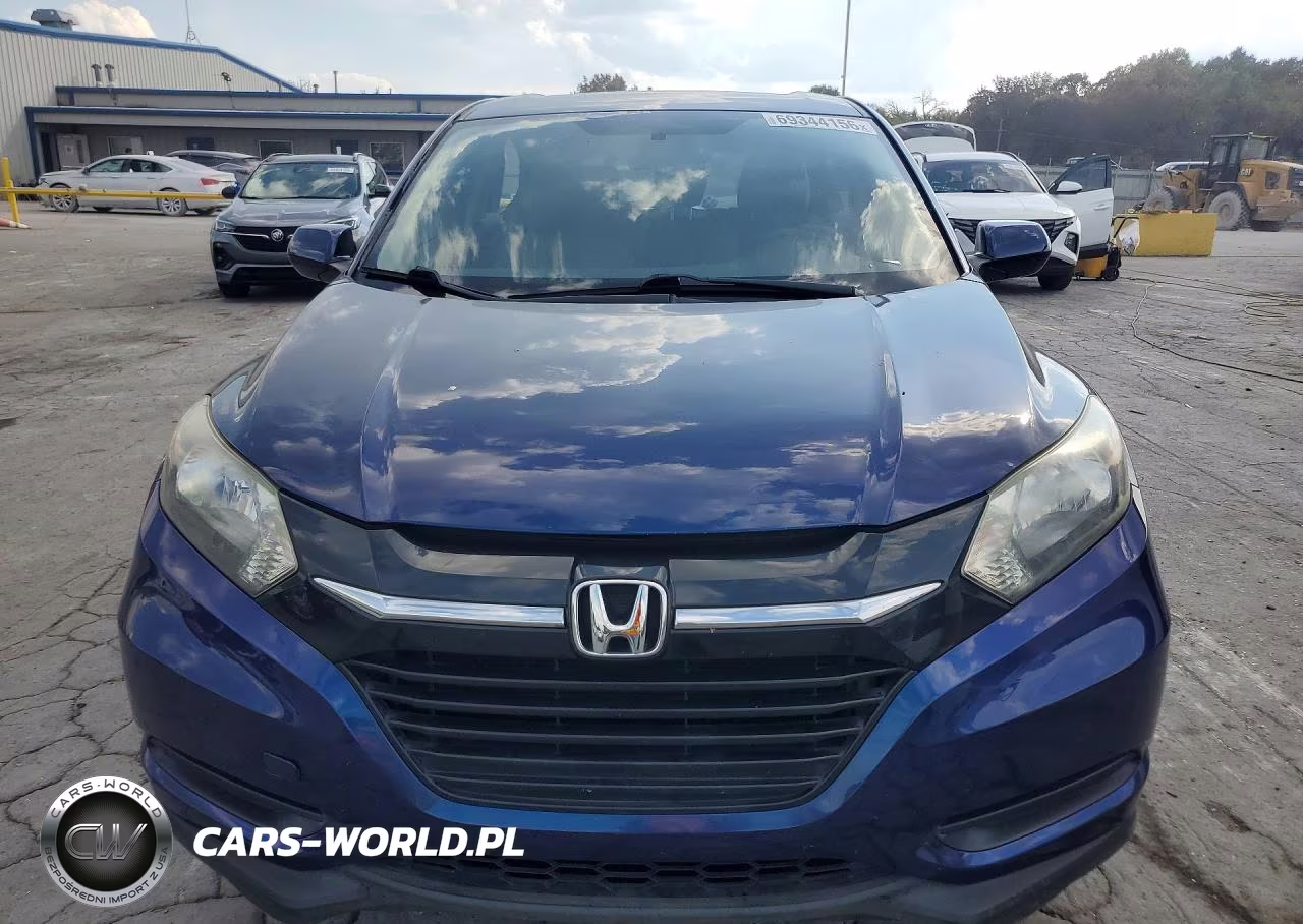 2017 Honda Hr-V Lx VIN:3CZRU6H39HG703885 - 5