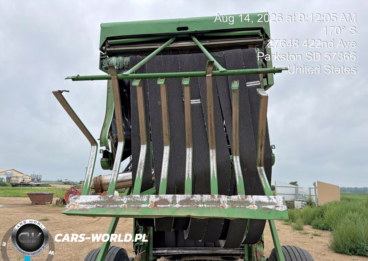 2015 John Deere 568 Round Baler VIN:E00568X345244 - 12