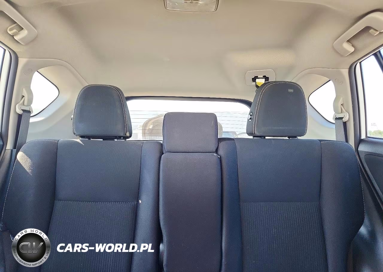 2015 Toyota Rav4 Xle VIN:2T3RFREV8FW240495 - 10