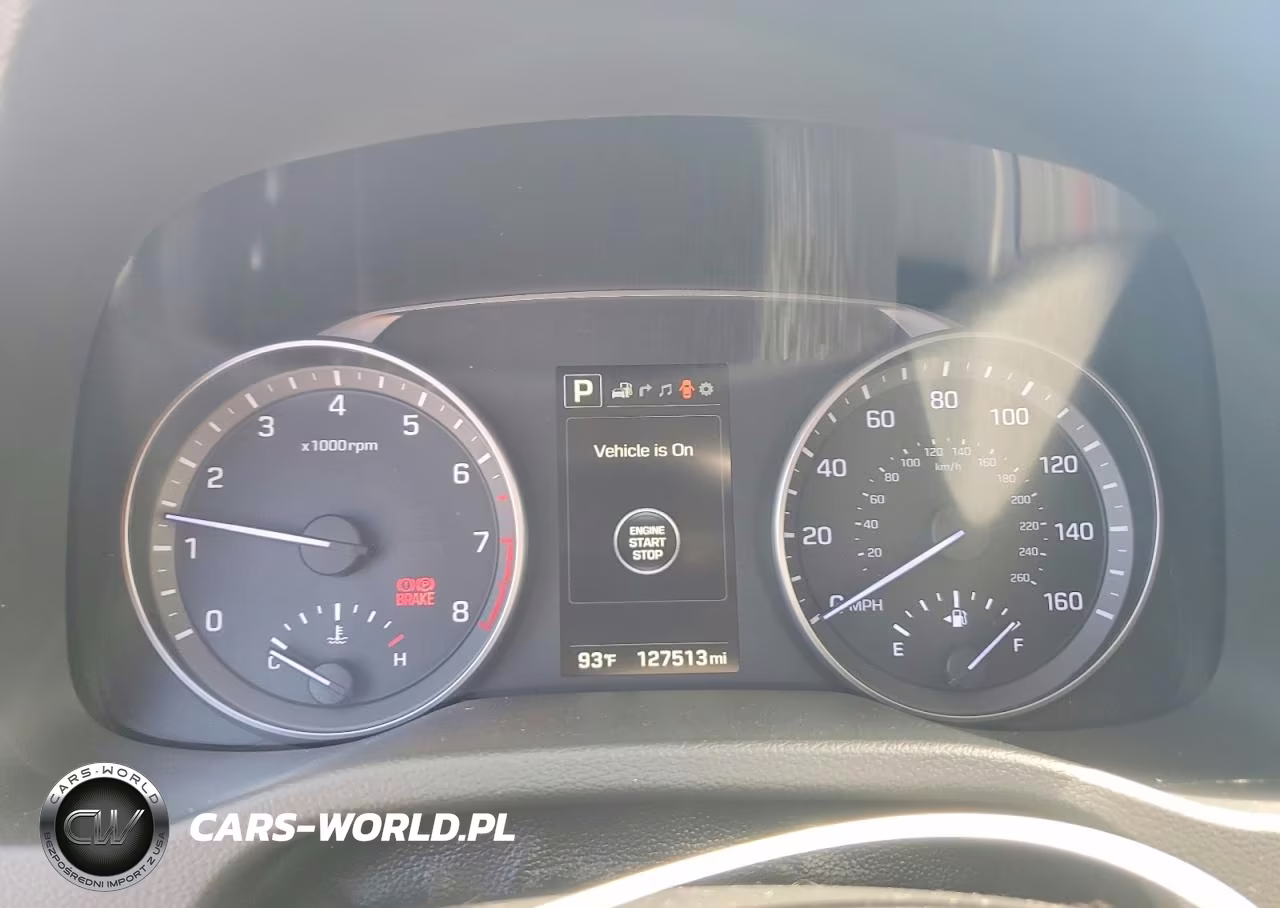 2017 Hyundai Elantra Limited VIN:5NPD84LF6HH131529 - 9
