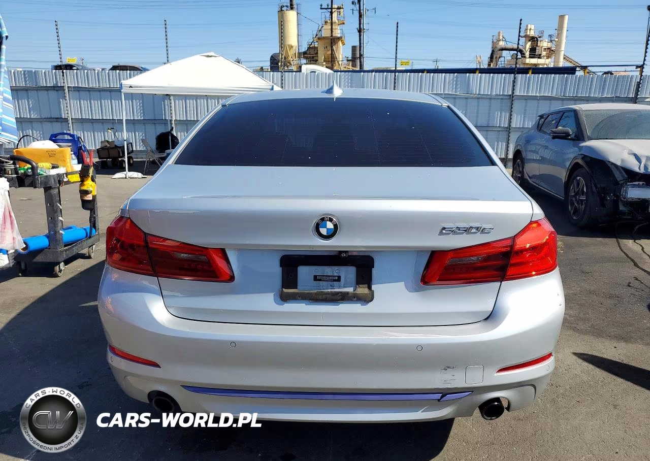 2019 BMW 530E VIN:WBAJA9C58KB399581 - 6
