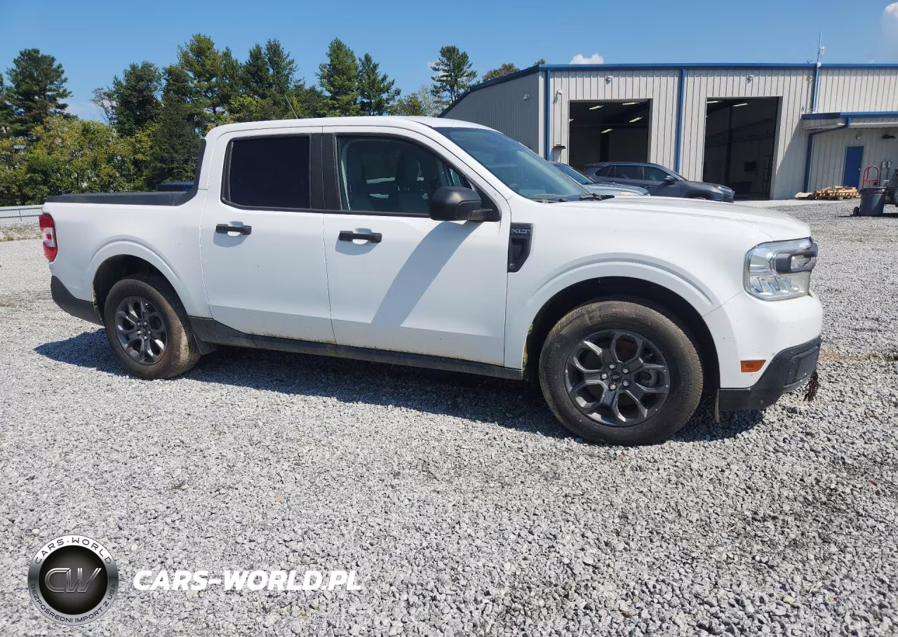 2024 Ford Maverick Xlt VIN:3FTTW8J94RRA80021 - 4