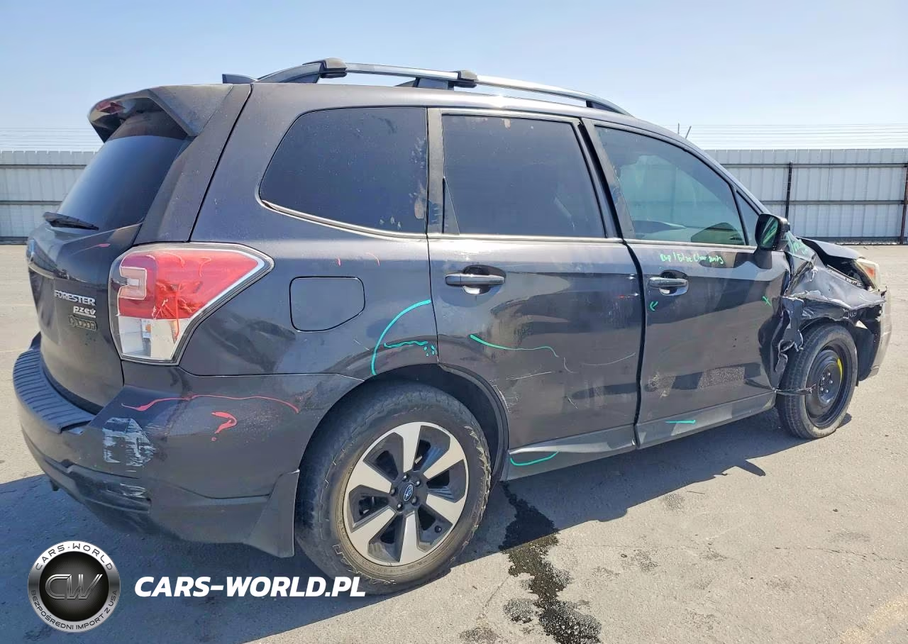 2017 Subaru Forester 2.5I Premium VIN:JF2SJAGC4HH457761 - 3