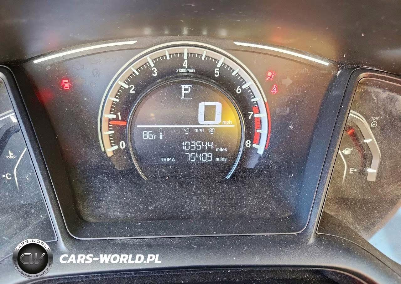 2018 Honda Civic Lx VIN:2HGFC2F53JH555880 - 9