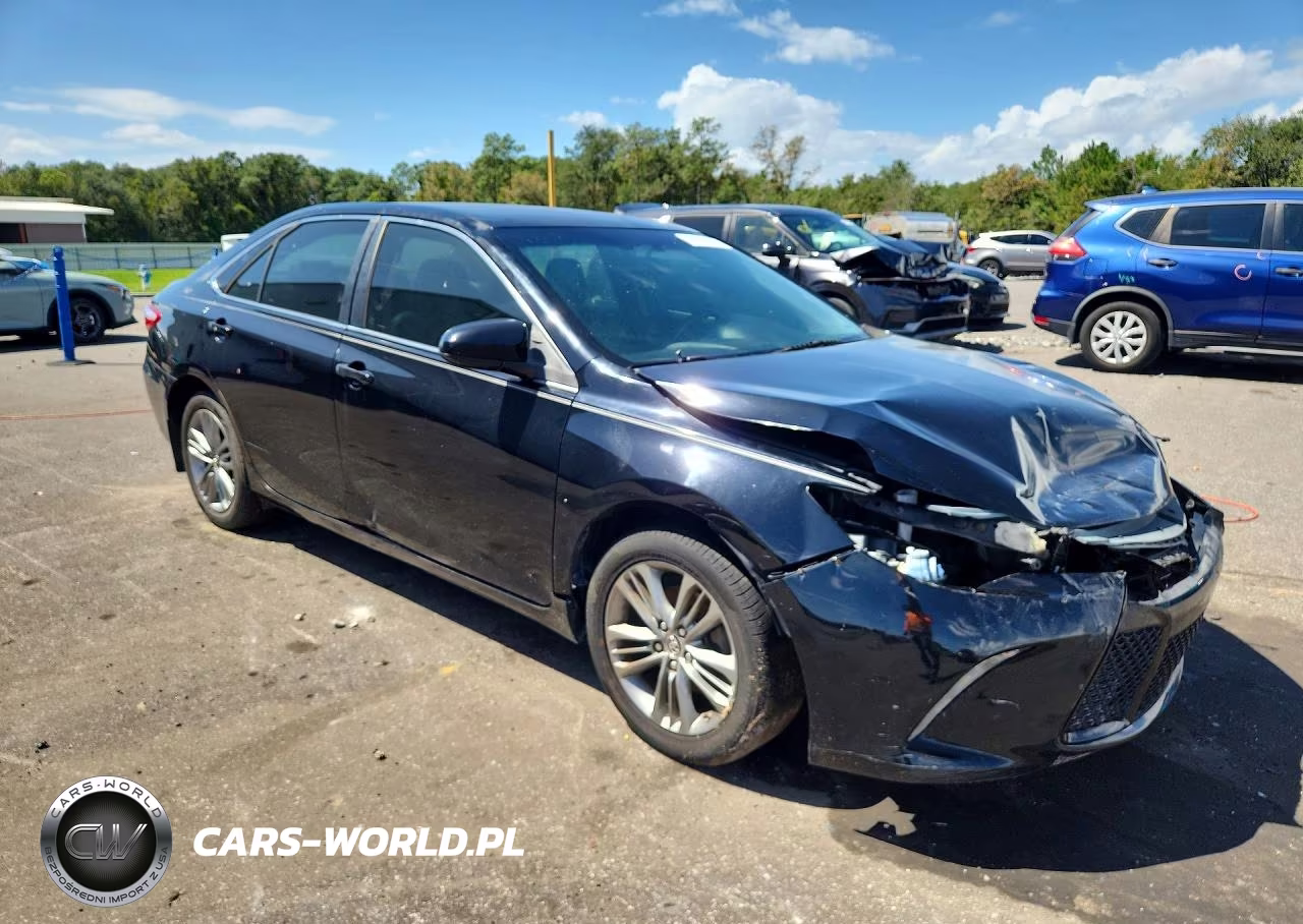 2015 Toyota Camry Se VIN:4T1BF1FK9FU963403 - 4