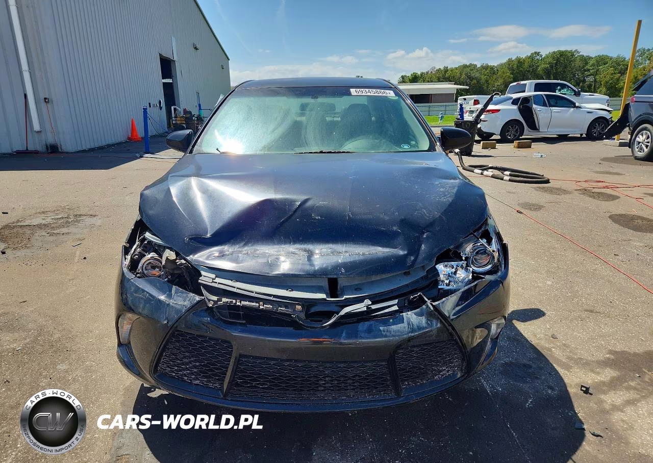 2015 Toyota Camry Se VIN:4T1BF1FK9FU963403 - 5