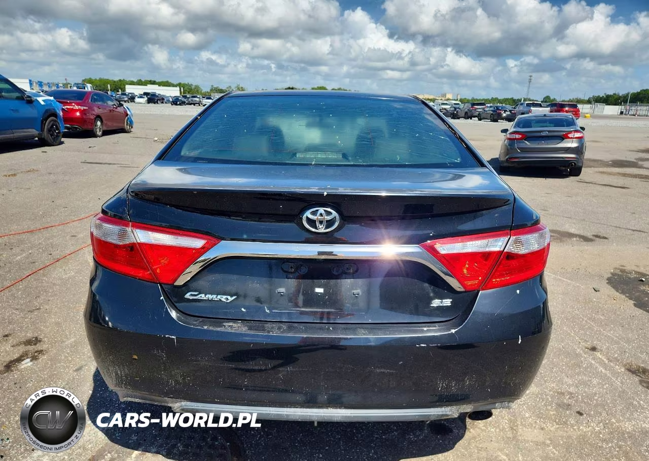 2015 Toyota Camry Se VIN:4T1BF1FK9FU963403 - 6