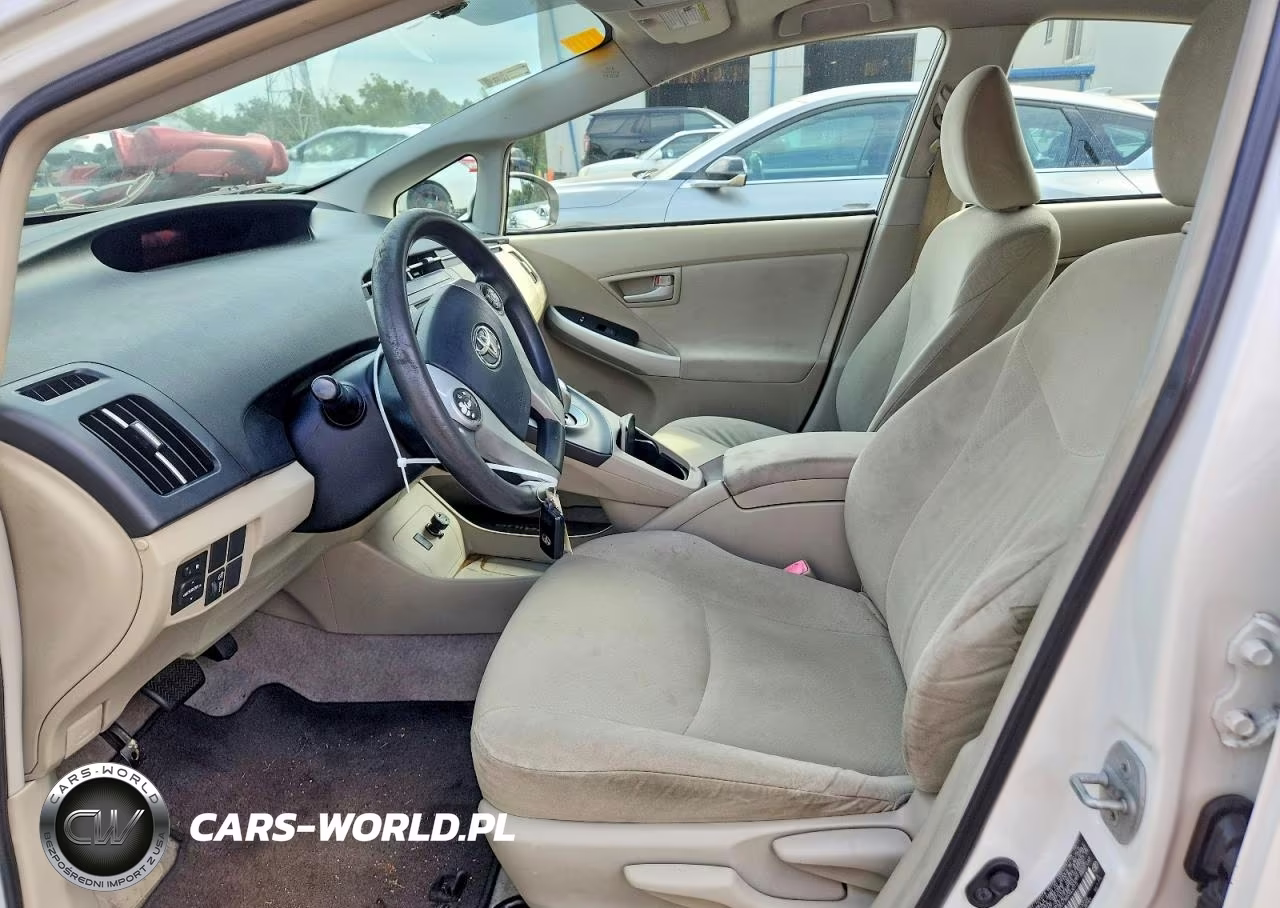 2011 Toyota Prius Two VIN:JTDKN3DU7B5343015 - 7