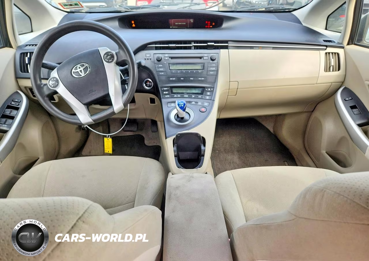 2011 Toyota Prius Two VIN:JTDKN3DU7B5343015 - 8