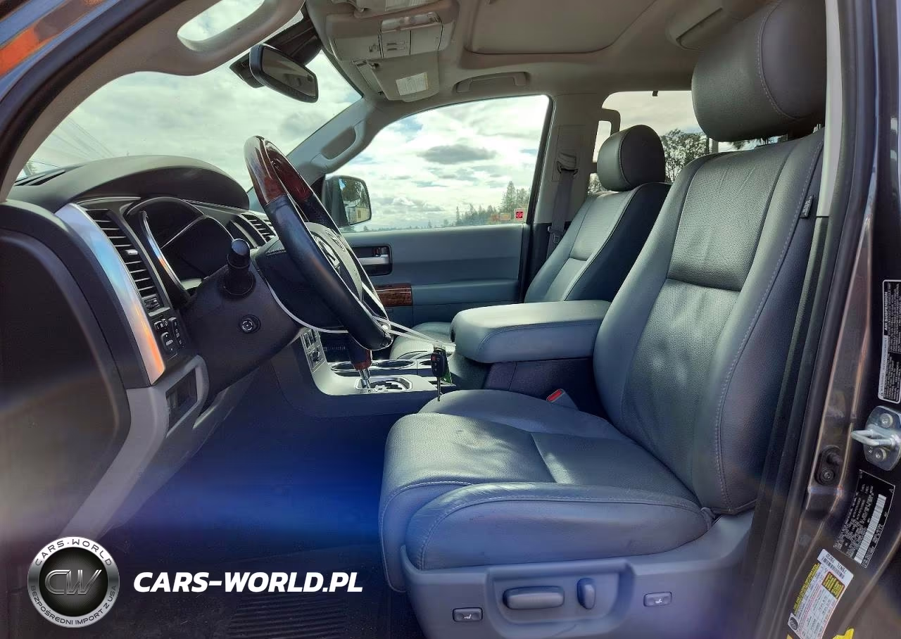 2018 Toyota Sequoia Platinum VIN:5TDDY5G19JS160432 - 7