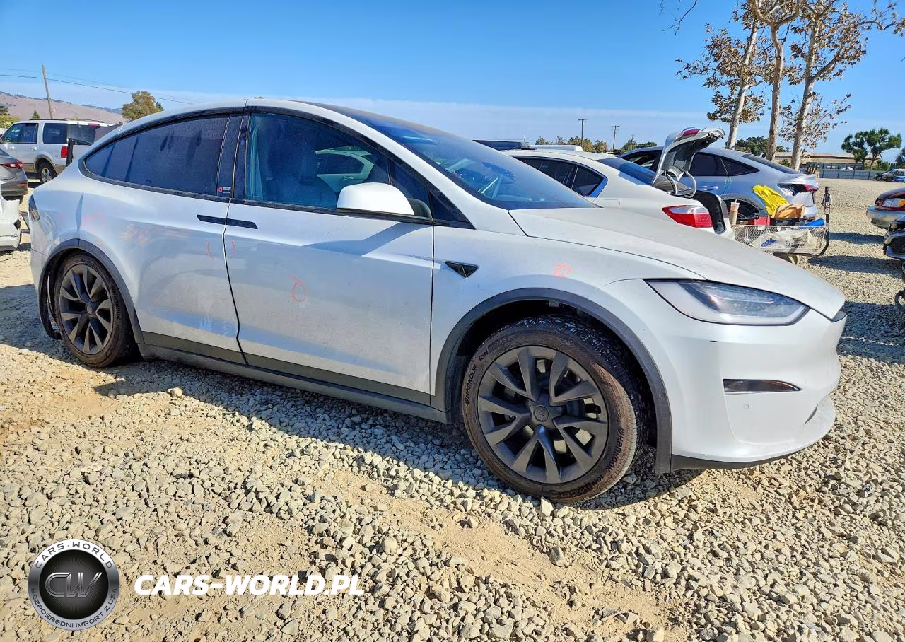2022 Tesla Model X VIN:7SAXCDE52NF351358 - 4