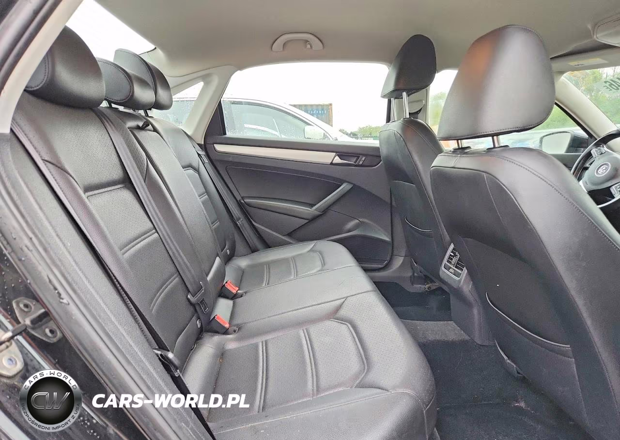 2013 Volkswagen Passat Se VIN:1VWBP7A37DC109501 - 10