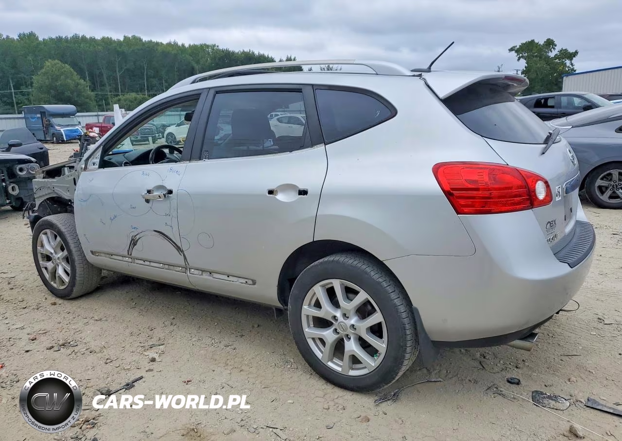 2013 Nissan Rogue S VIN:JN8AS5MV0DW641397 - 2