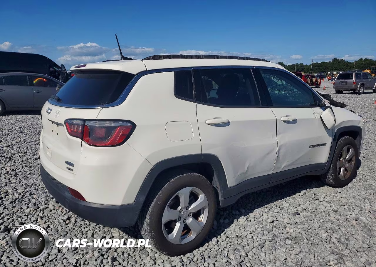 2017 Jeep Compass Latitude VIN:3C4NJDBB1HT628012 - 3