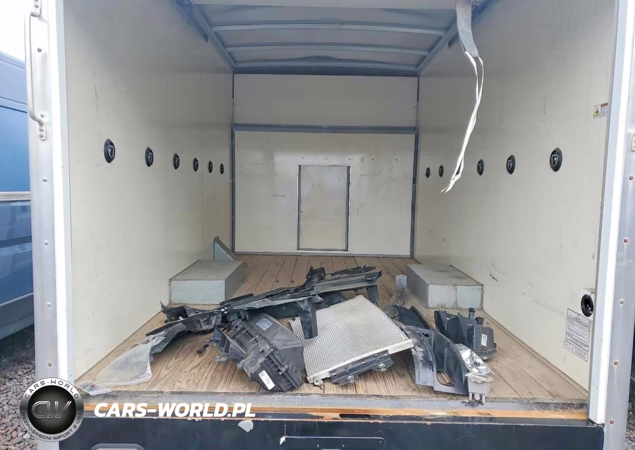 2022 Chevrolet Express Delivery Truck VIN:1GB0GRF76N1198819 - 10