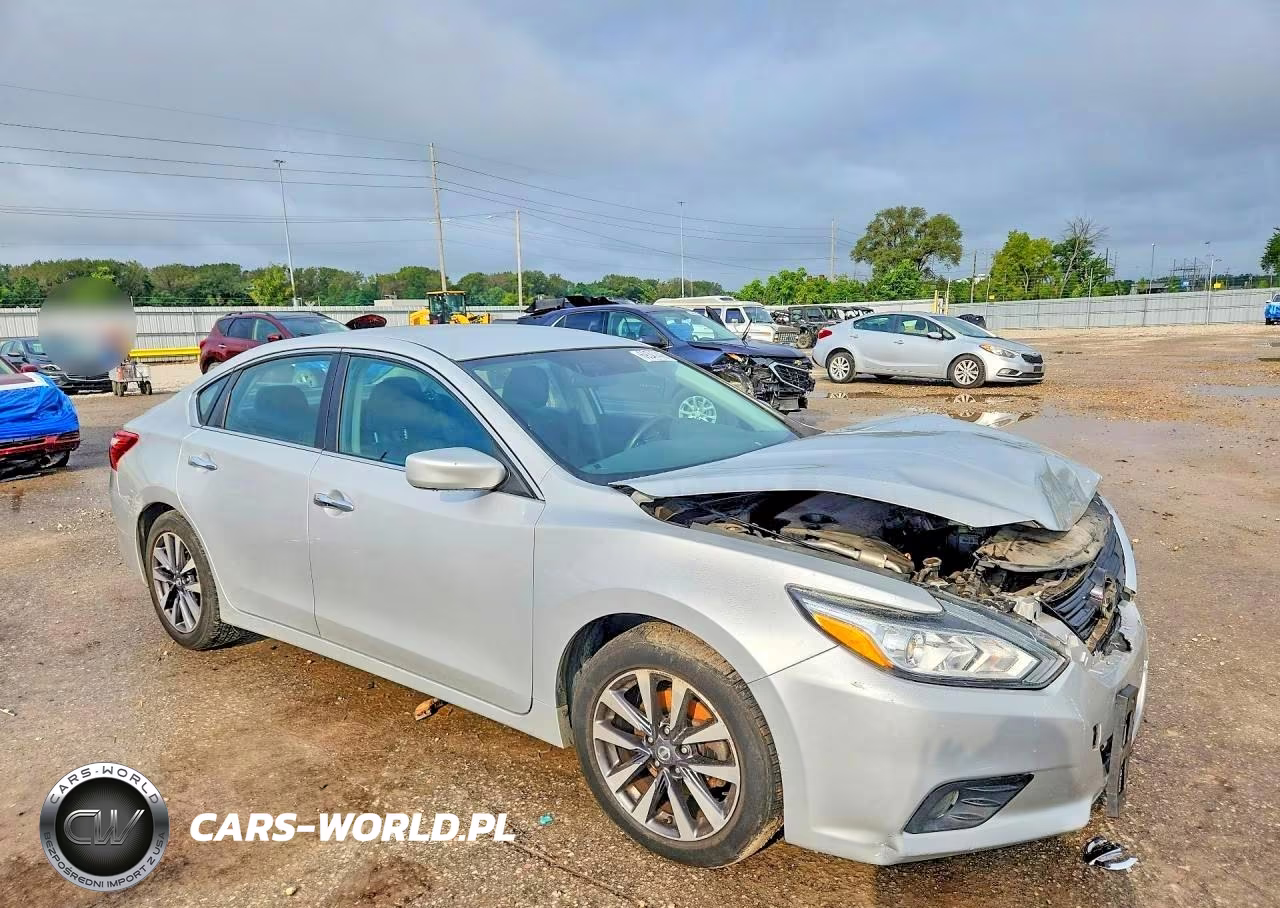 2017 Nissan Altima 2.5 VIN:1N4AL3AP8HC250160 - 4