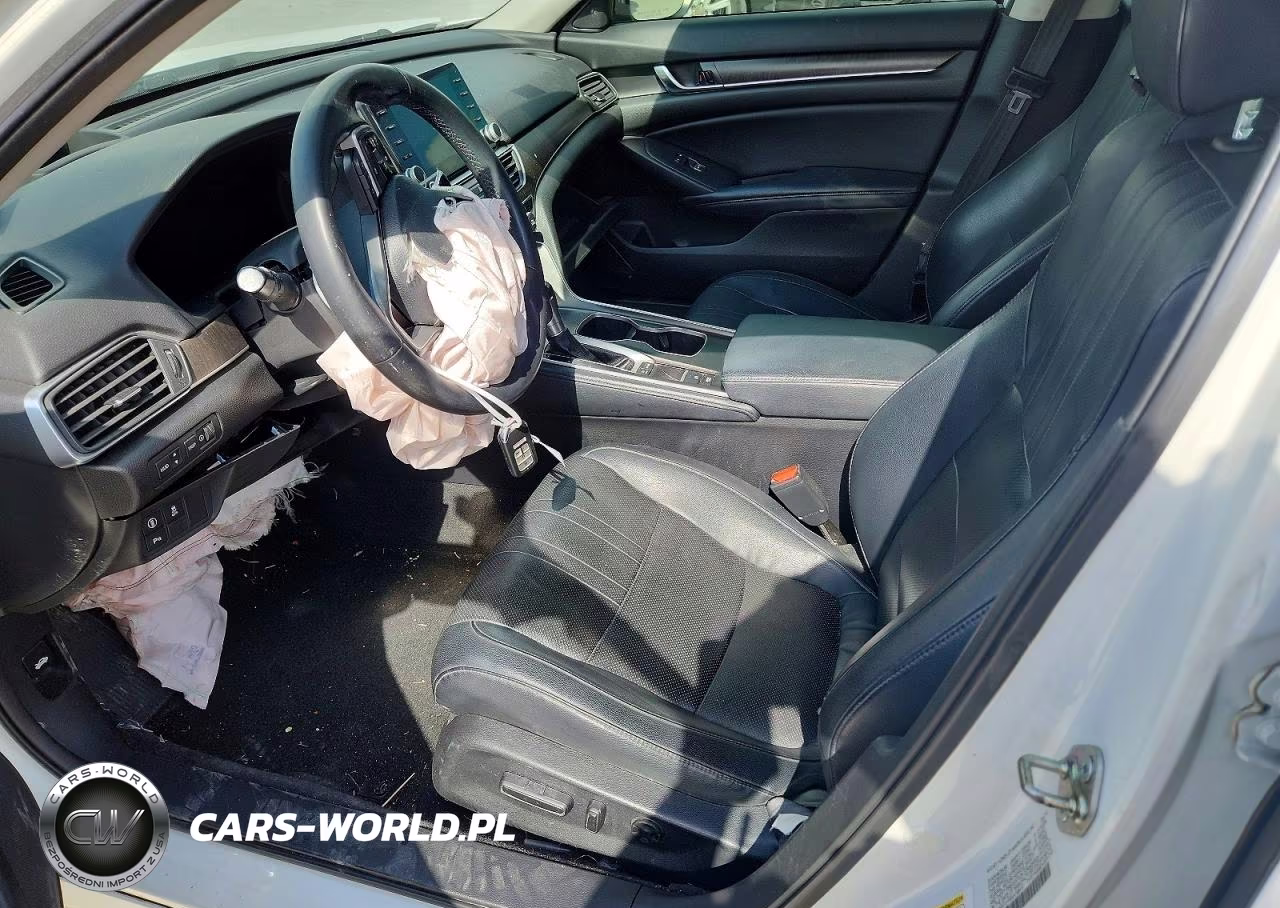2018 Honda Accord Touring VIN:1HGCV1F93JA189413 - 7