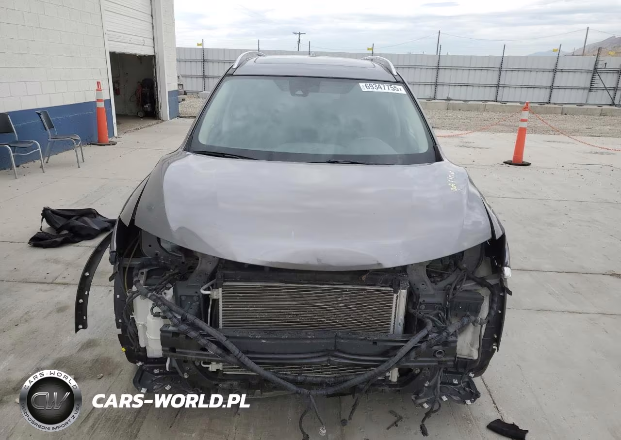2019 Nissan Rogue S VIN:JN8AT2MV7KW402423 - 5
