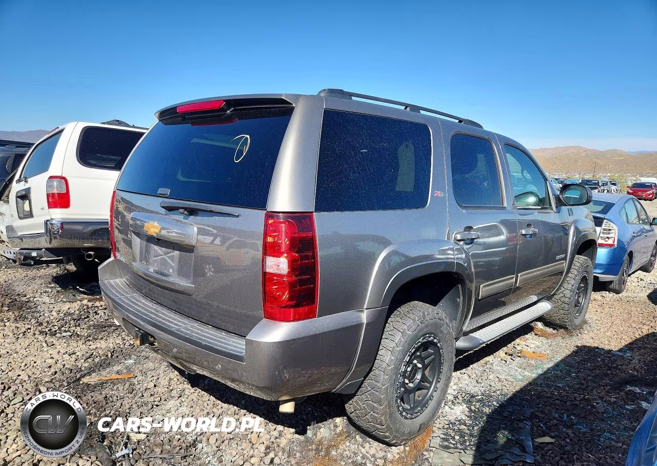 2012 Chevrolet Tahoe K1500 Lt VIN:1GNSKBE04CR248086 - 3