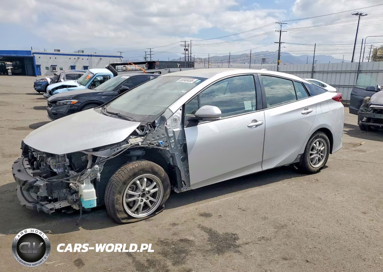 2021 Toyota Prius Prime Le – zdjęcie 1 z 13