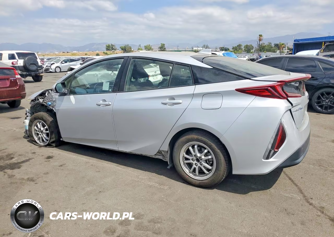 2021 Toyota Prius Prime Le VIN:JTDKAMFP5M3188634 - 2