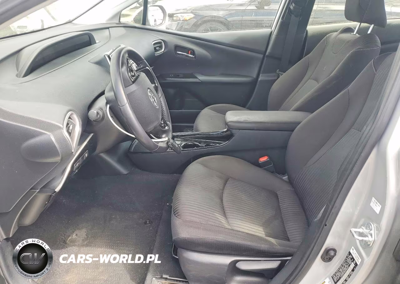 2021 Toyota Prius Prime Le VIN:JTDKAMFP5M3188634 - 7